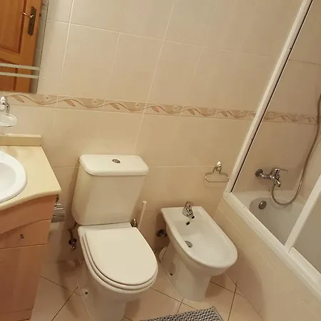 - T2 Old Town - 200m *