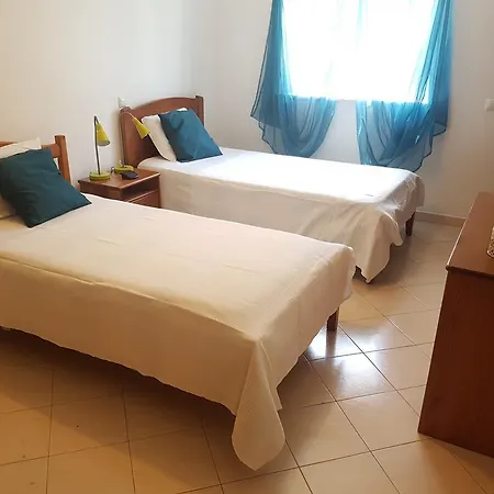 Апартаменти - T2 Old Town - 200m Албуфейра