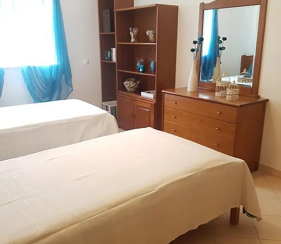 - T2 Old Town - 200m *