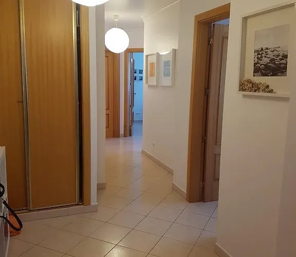 - T2 Old Town - 200m *