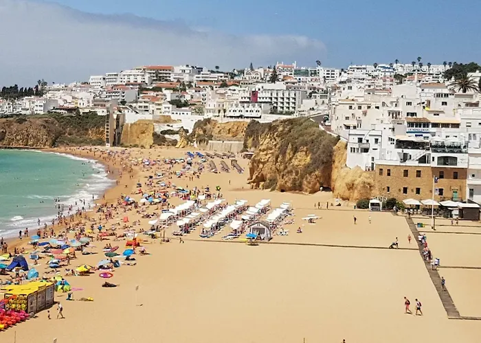 - T2 Old Town - 200m