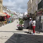 - T2 Old Town - 200m Daire